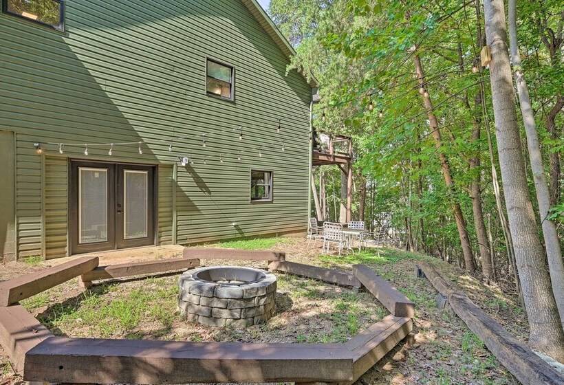 Lakefront Anderson Paradise: Dock, Fire Pit!