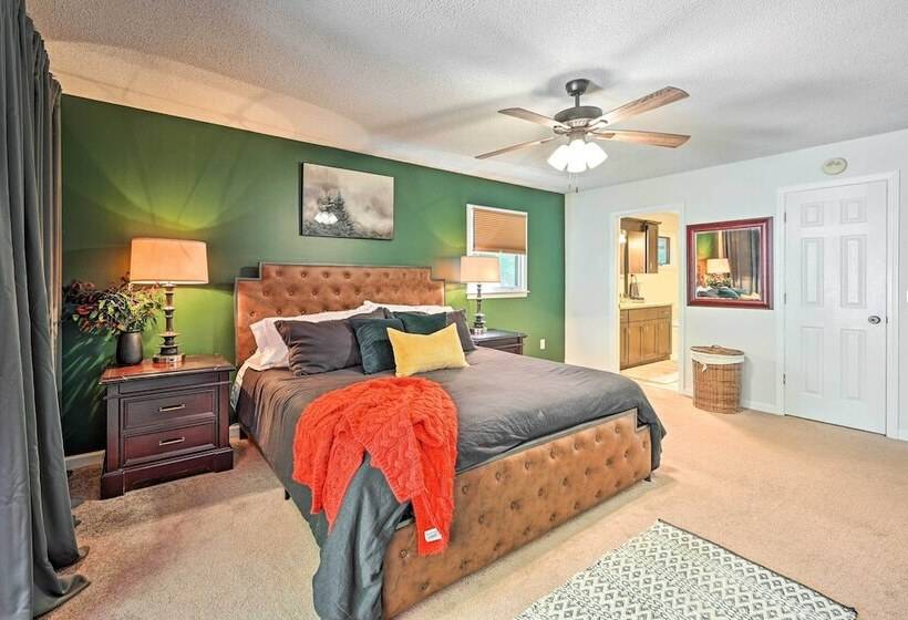 Lakefront Anderson Paradise: Dock, Fire Pit!