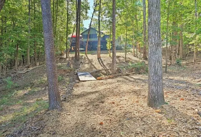 Lakefront Anderson Paradise: Dock, Fire Pit!