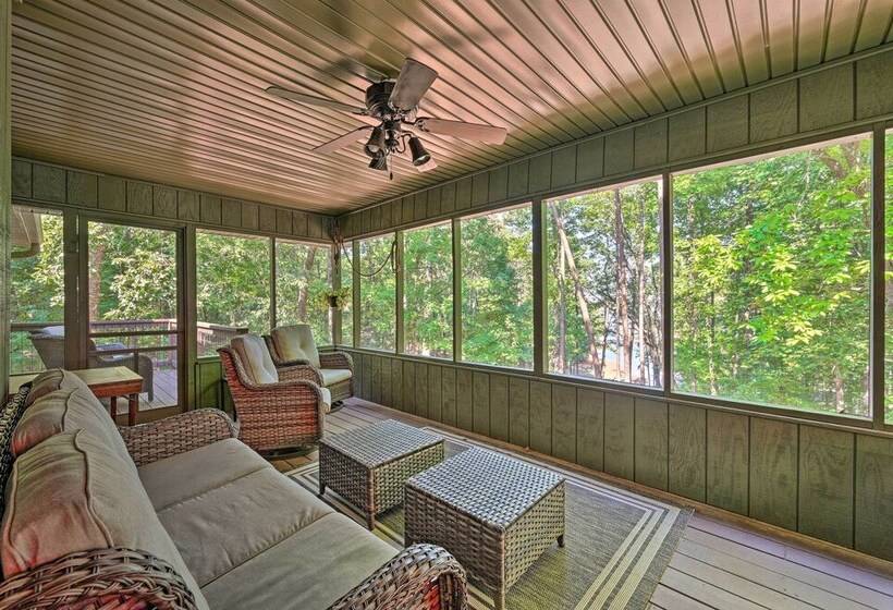 Lakefront Anderson Paradise: Dock, Fire Pit!