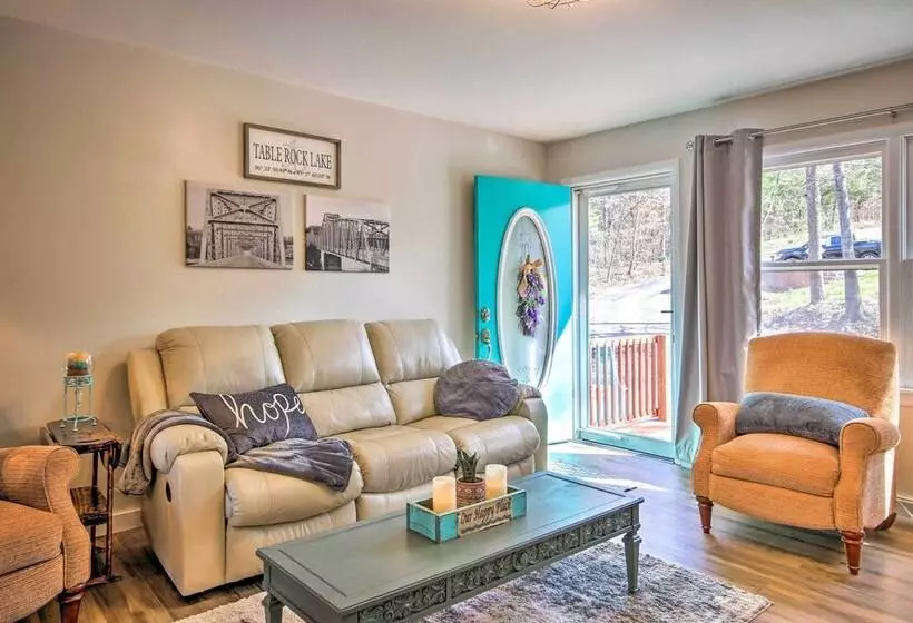 Lakefront Gem W/ Screened Porch + Game Room!