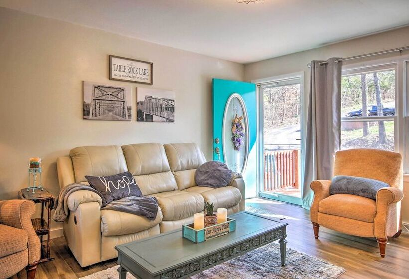 Lakefront Gem W/ Screened Porch + Game Room!