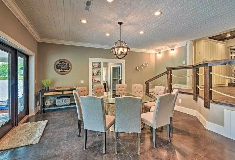 Hot Tub, Dock, Lakefront: Luxe Six Mile Retreat