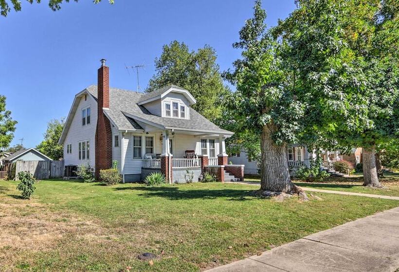 Lovely Lebanon Home: 13 Mi To Bennett Springs