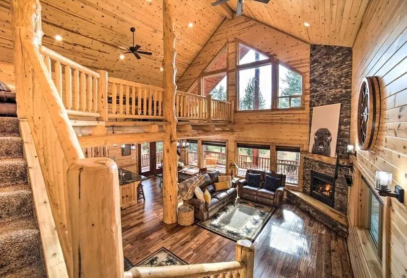 Luxe Island Park Cabin W/ National Forest Views!