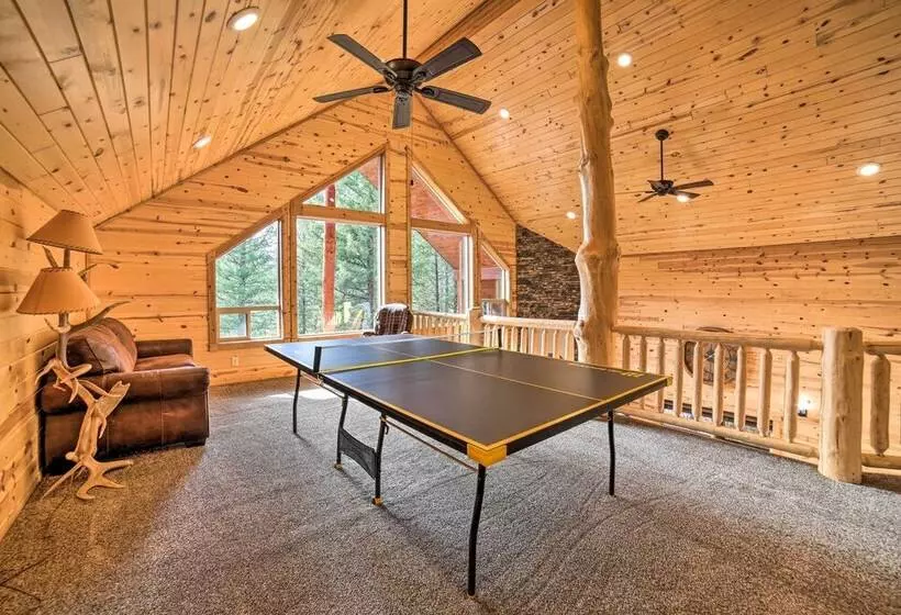 Luxe Island Park Cabin W/ National Forest Views!