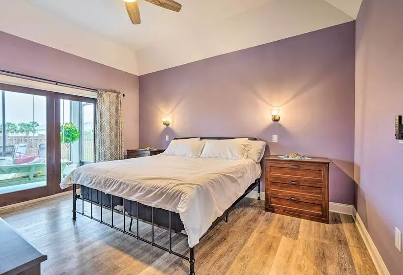 Mexico Beach Retreat W/ Grill & Private Pool!