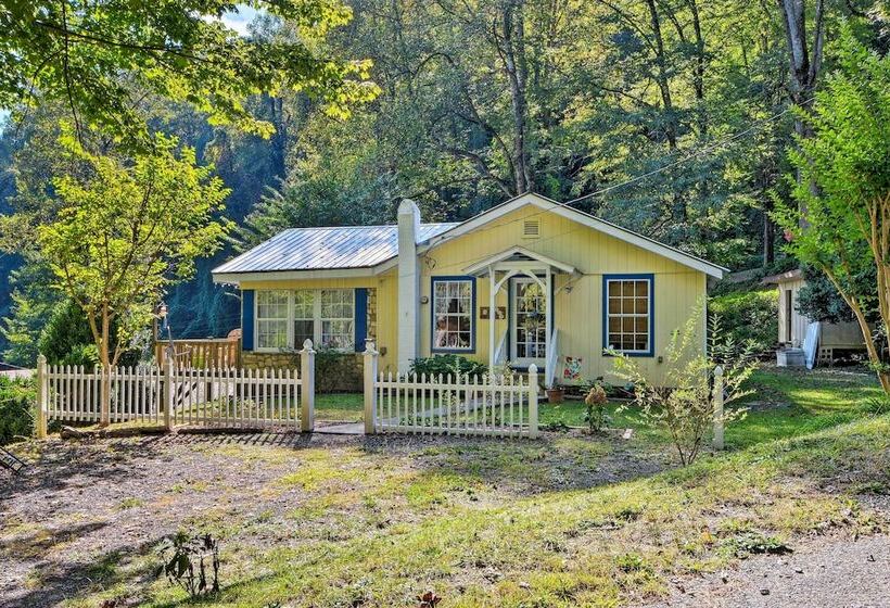 Mountain Cottage W/ Views Near Tail Of The Dragon!