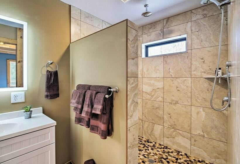 Newly Built Cabin W/ Hot Tub 16 Mi To Stowe Mtn!