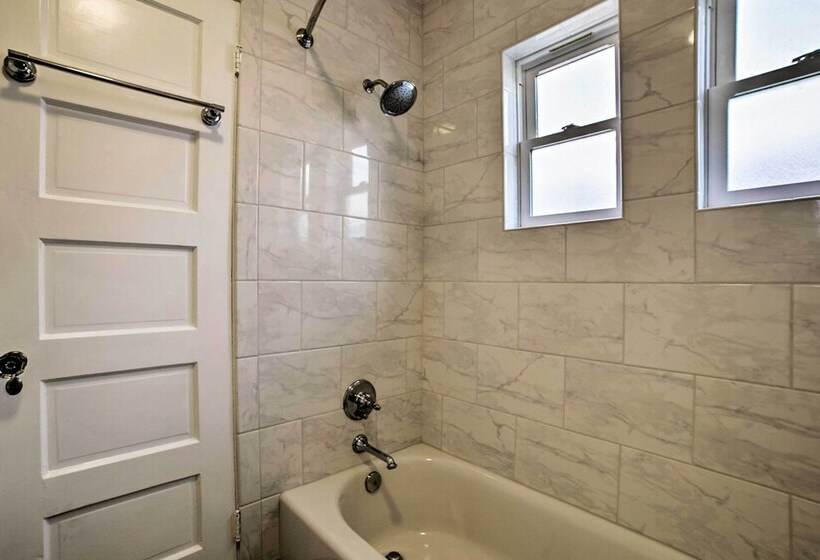 Ocean View Home   Walk To Avalon City Center!