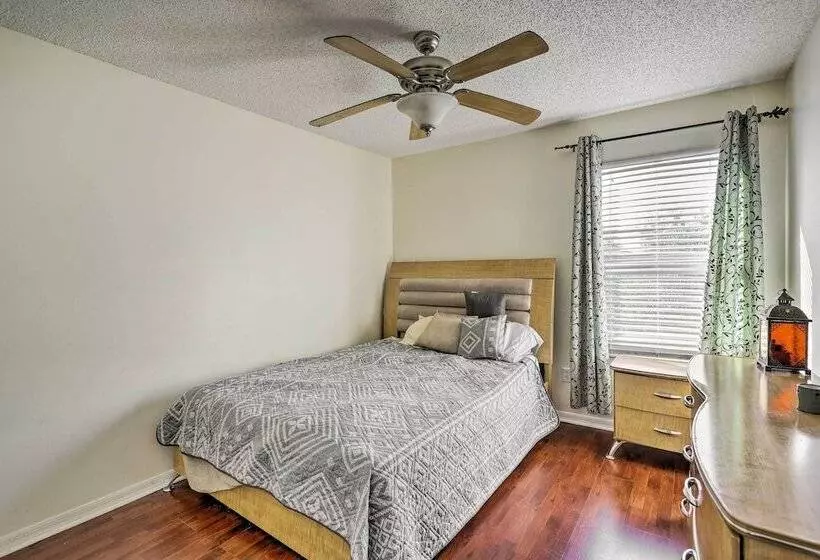 Orlando Home W/ Private Yard + Patio!