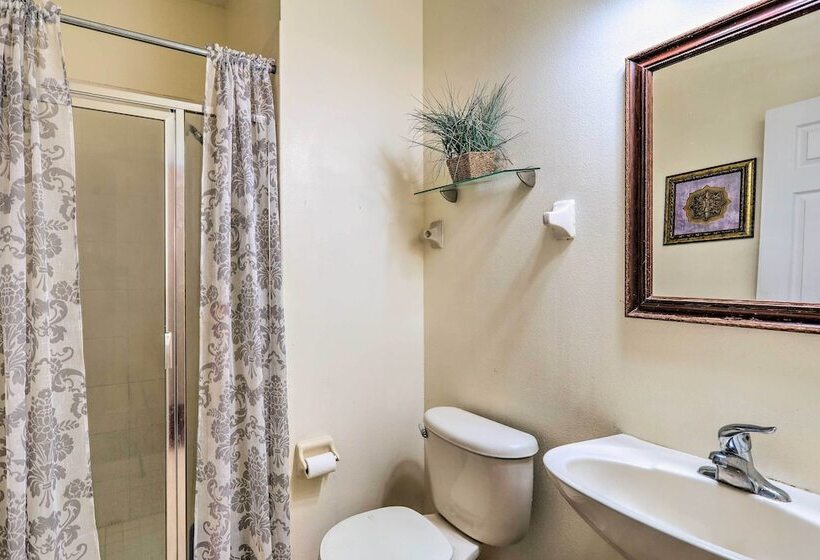 Orlando Home W/ Private Yard + Patio!