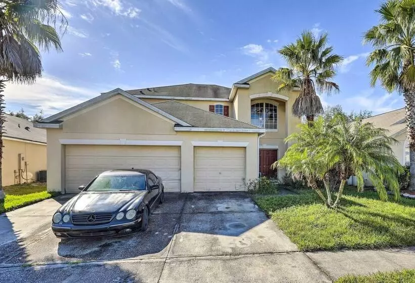 Orlando Home W/ Private Yard + Patio!