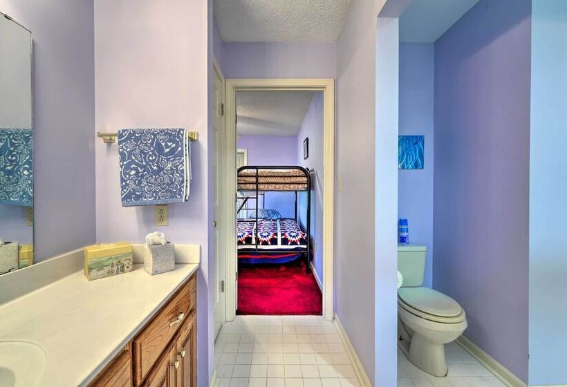 Oxford Home With Hot Tub, 10 Mi To Ole Miss