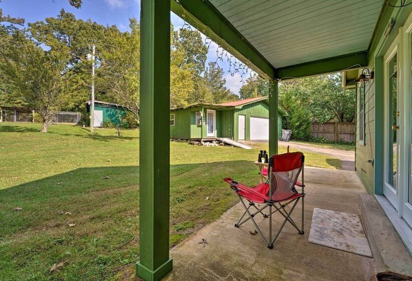 Oxford Home With Hot Tub, 10 Mi To Ole Miss