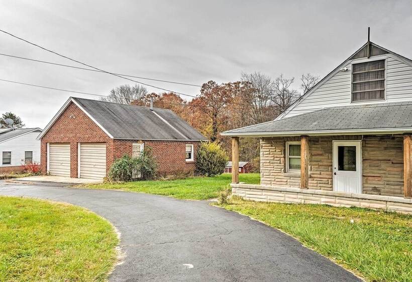 Remodeled Abingdon House W/ Spacious Yard!