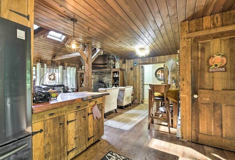 Rustic Retreat W/ Hot Tub In North Branford!