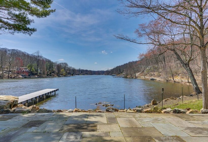 Serene Hopatcong Cottage W/ 50 Foot Dock!