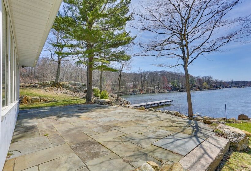 Serene Hopatcong Cottage W/ 50 Foot Dock!