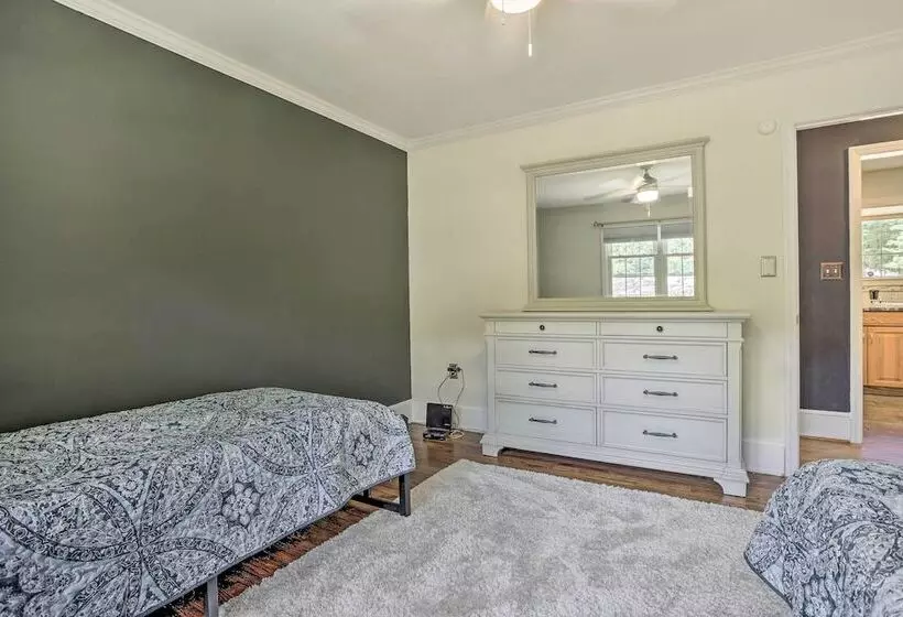 Serene Hopatcong Cottage W/ 50 Foot Dock!