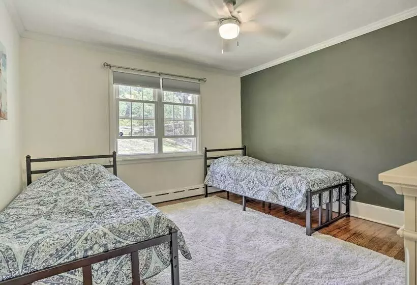 Serene Hopatcong Cottage W/ 50 Foot Dock!