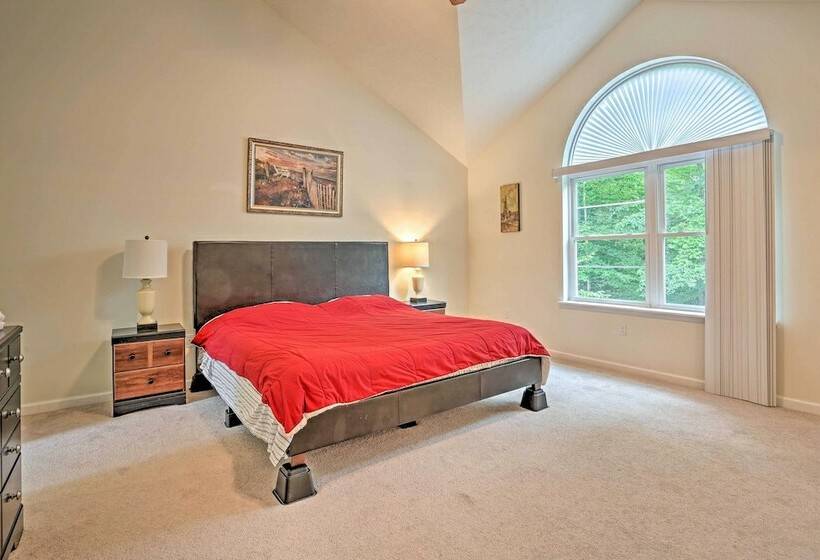 Serene Pocono Escape: 4 Mi To Tobyhanna State Park