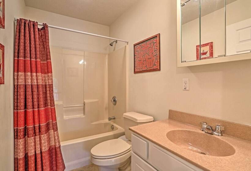 Serene Pocono Escape: 4 Mi To Tobyhanna State Park