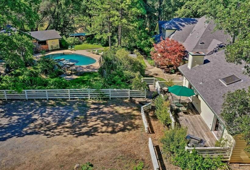 Sonora Home On 10 Resort Acres W/ Shared Pool!