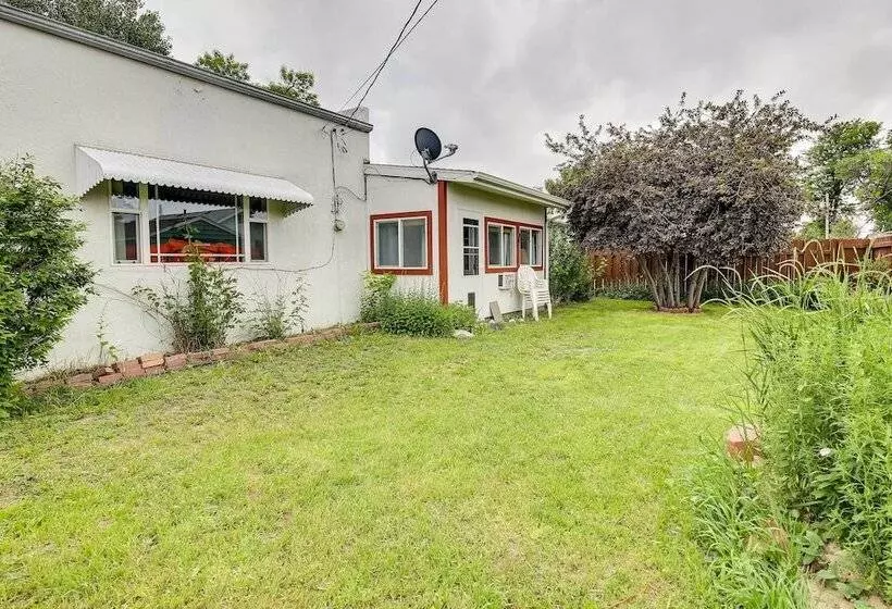 Spacious Wyoming Retreat: Fishing & Hunting