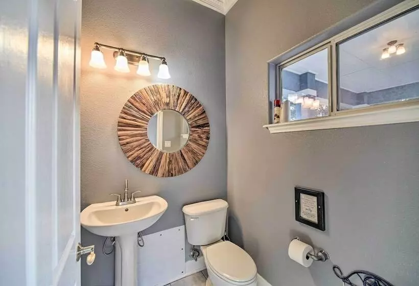 Sprawling Mico Retreat W/ Panoramic Views!