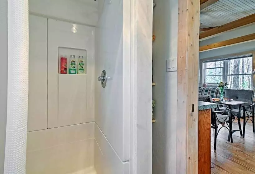 The Coop Robbinsville Cabin W/ Screened Porch!