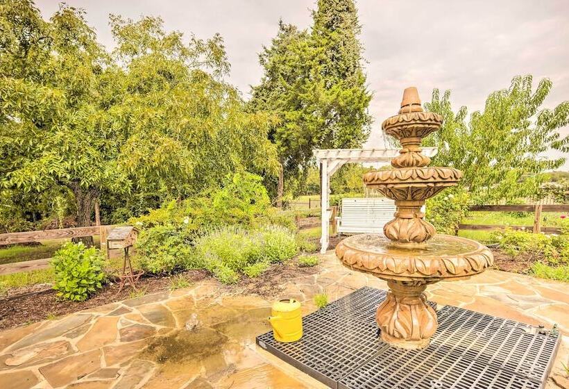 The Gathering Place Brenham Home On 6 Acres