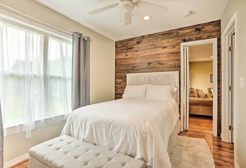 The Gathering Place Brenham Home On 6 Acres