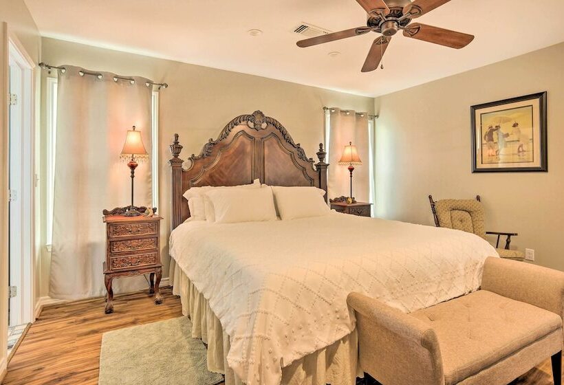 The Gathering Place Brenham Home On 6 Acres