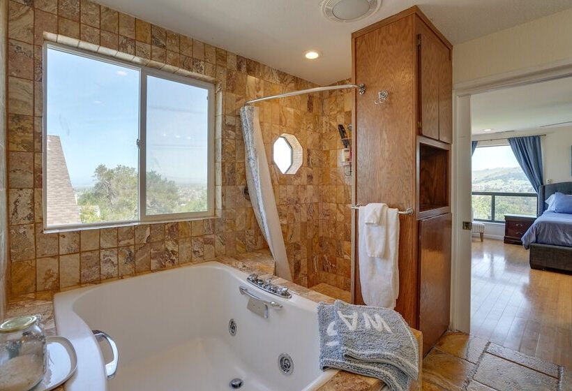 Vallejo Home W/spacious Deck, Hot Tub & Views
