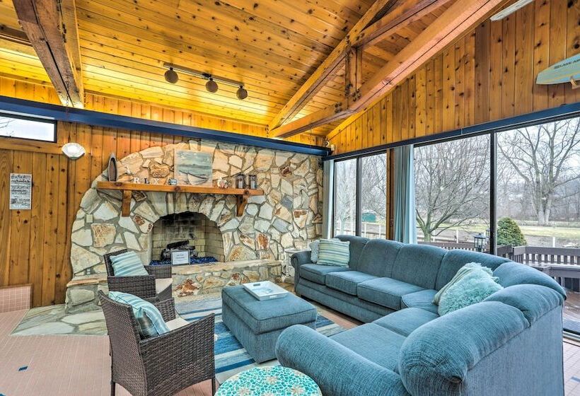 Vermilion River Home W/ Hot Tub & Private Dock!