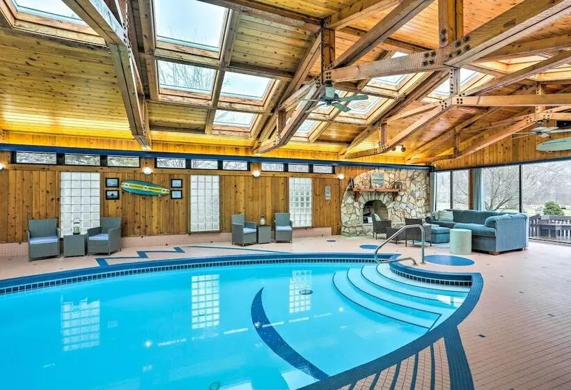 Vermilion River Home W/ Hot Tub & Private Dock!