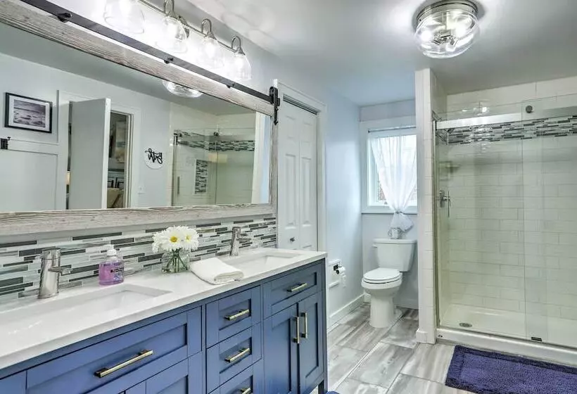 Vermilion River Home W/ Hot Tub & Private Dock!