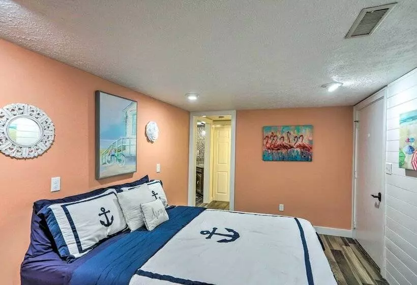 Vermilion River Home W/ Hot Tub & Private Dock!