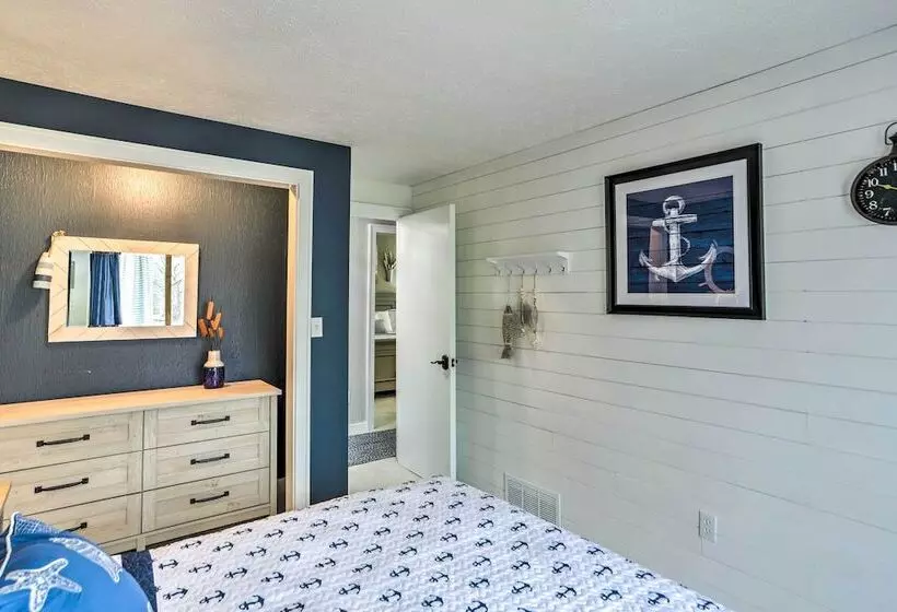 Vermilion River Home W/ Hot Tub & Private Dock!