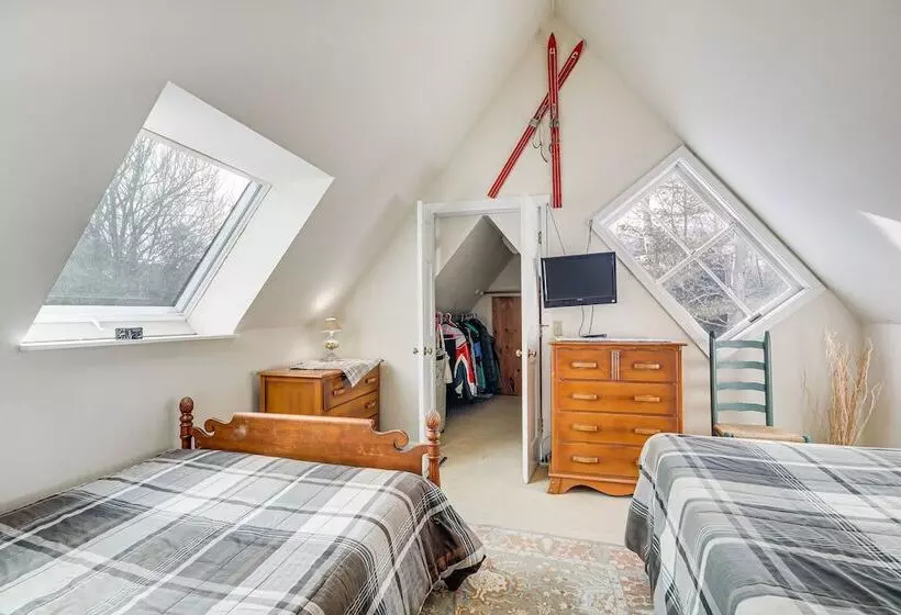 4 Mi To Sugarbush Resort: Waitsfield Retreat