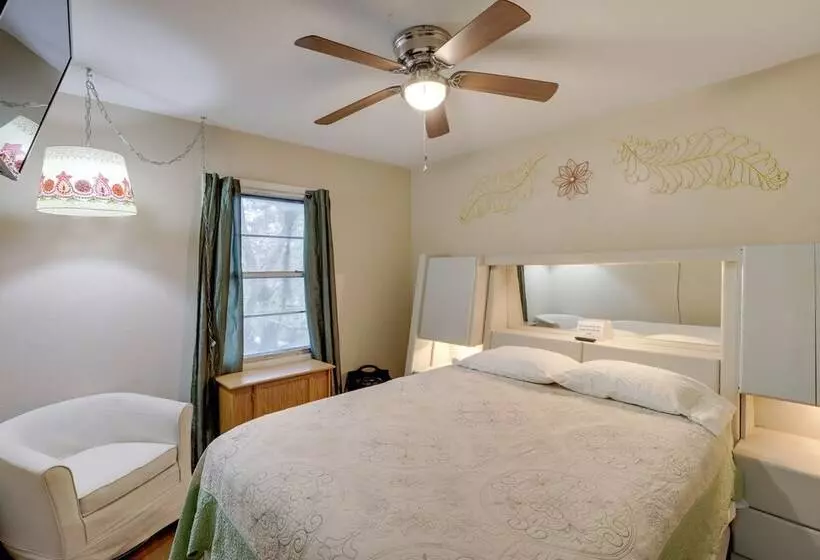 Spacious Family Home In Belton: Patio & Yard!