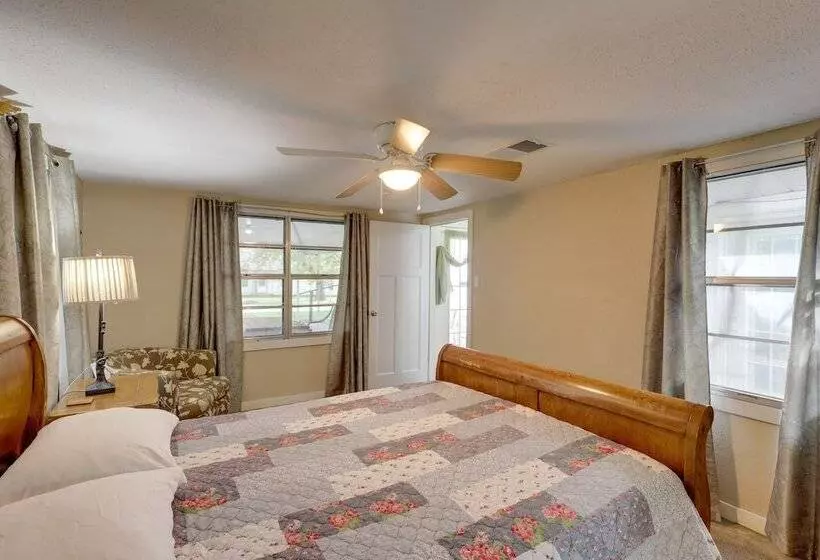 Spacious Family Home In Belton: Patio & Yard!