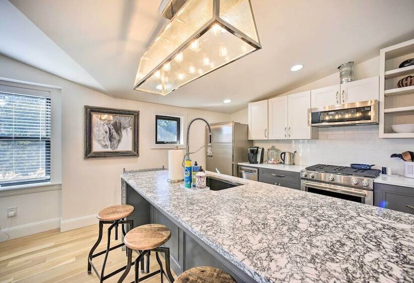 Walk To Town Castle Rock Cottage!