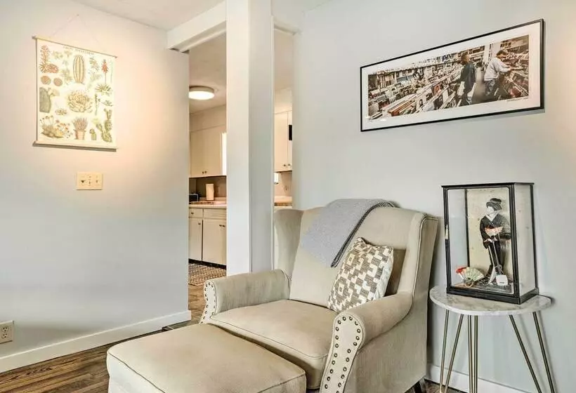 Arden Bungalow W/ Fire Pit: Near Lake Julian Park