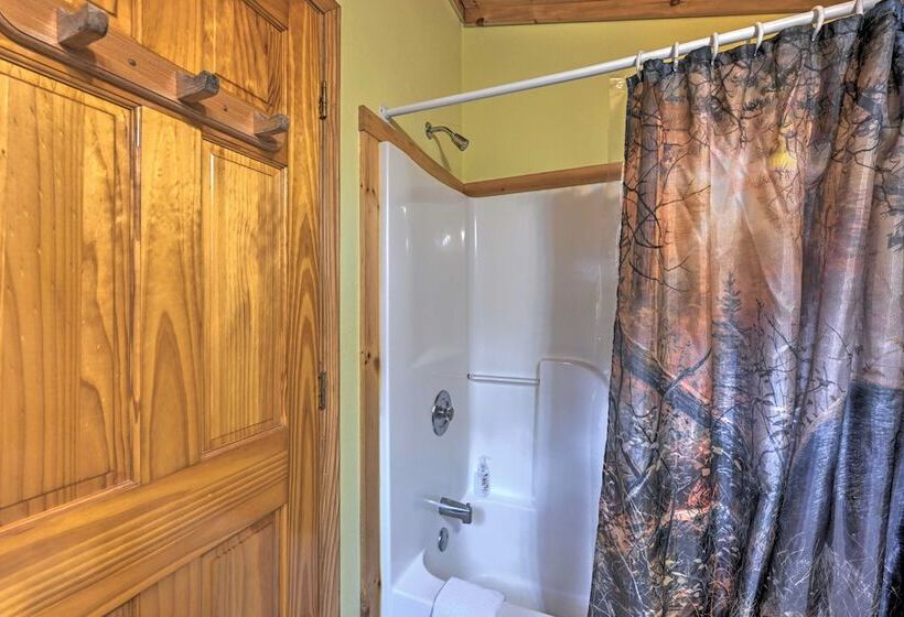 Bear Den  Cabin: Hot Tub, 4 Mi To Nantahala River