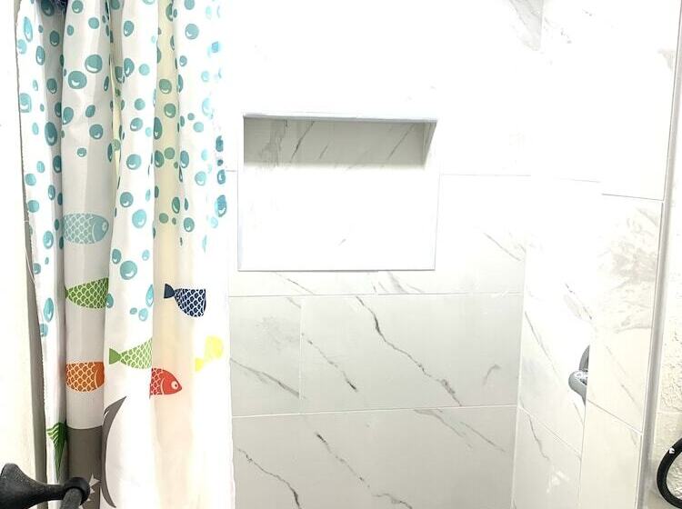 ベッドアンドブレックファースト Three Zzz’s