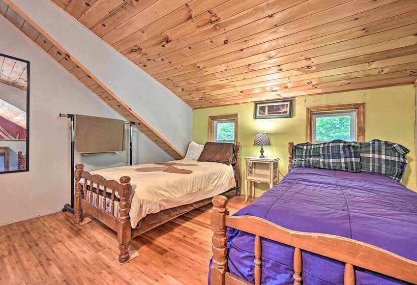 Cabin In The Untouched Woods   3 Miles To Ski