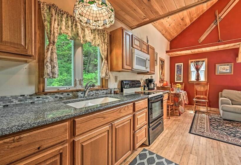 Cabin In The Untouched Woods   3 Miles To Ski