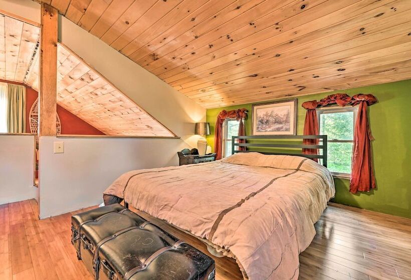 Cabin In The Untouched Woods   3 Miles To Ski